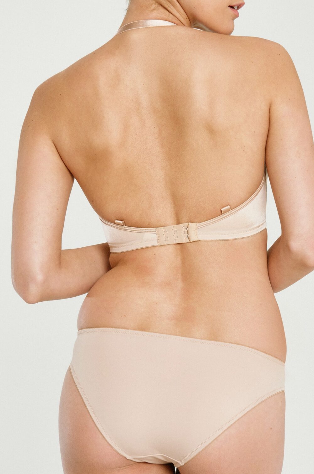 Convertible Plunge Bra - Image 4